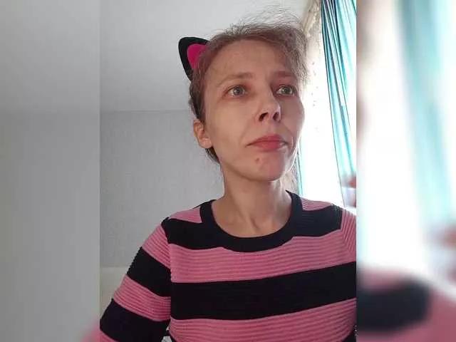 -queen-margo- on BongaCams