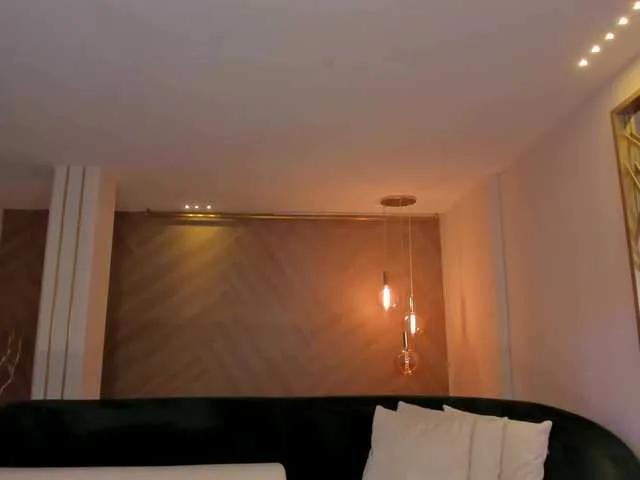 Freechat AliceHarper1 on BongaCams