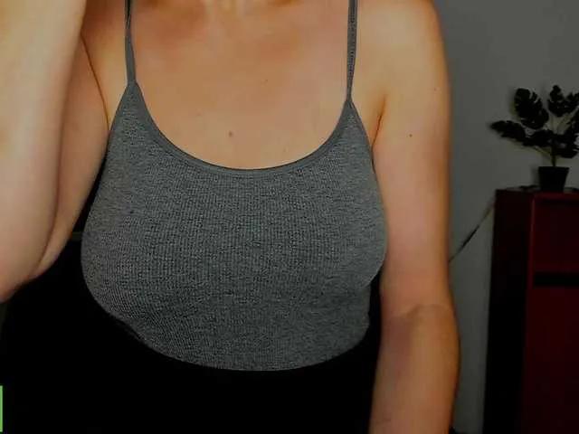 BongaCams Annakillkiss is Freechat Annakillkiss — It turns me on when they give me tips and tokens and they also tell me compliments
I will only communicate with polite men and guys