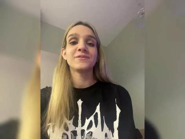 Offline BabyTamagochi on BongaCams