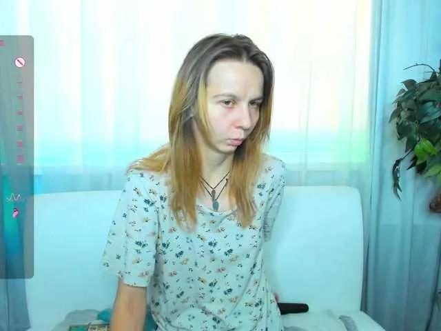 Offline Beellami on BongaCams