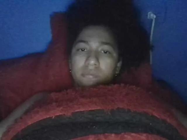 Bellacrespa on BongaCams