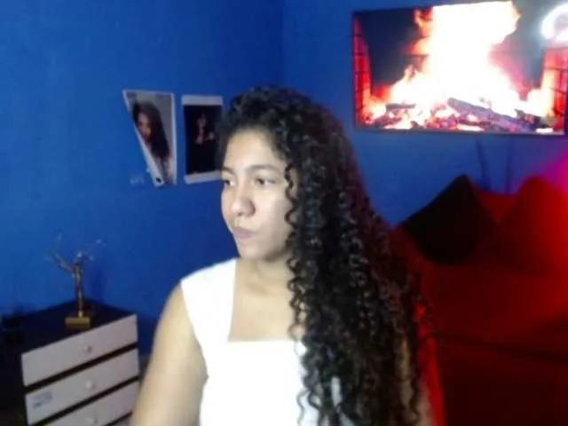 Bellacrespa on BongaCams