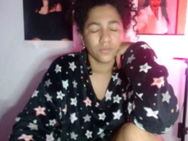 Bellacrespa on BongaCams