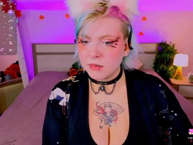 Offline bluelunaray on BongaCams