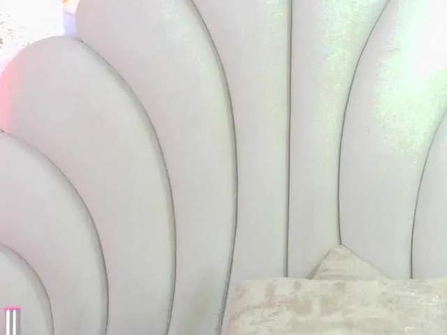 Freechat bonieklent on BongaCams