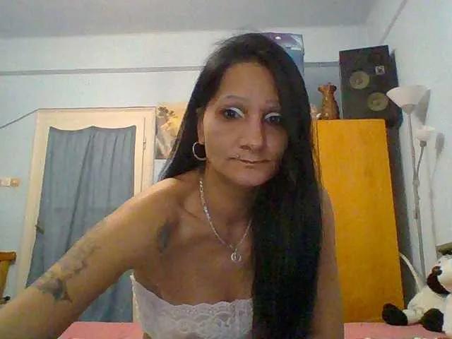 Offline brigi on BongaCams