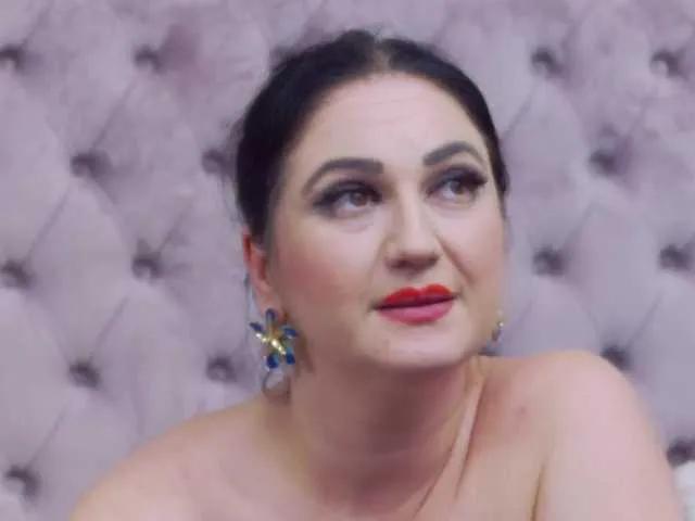 BongaCams CassidyVelvet is Freechat CassidyVelvet — I appreciate excellent, kind people with a beautiful, open mind who like to discover every realm of this life.