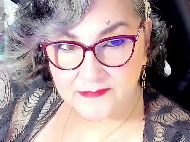 Offline cataleya-mom on BongaCams