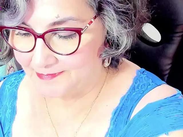 Offline cataleya-mom on BongaCams