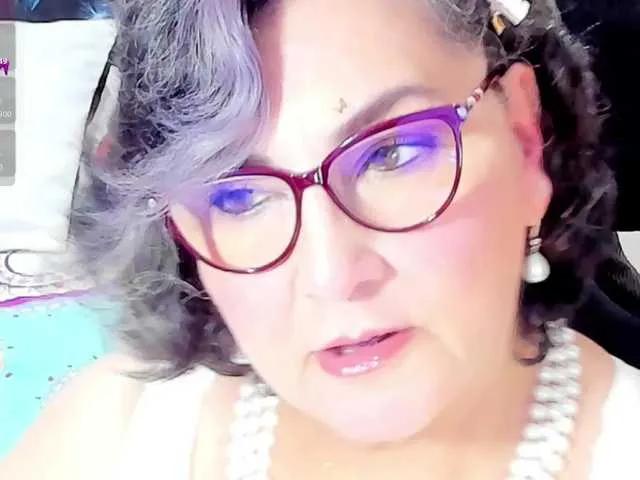 Offline cataleya-mom on BongaCams