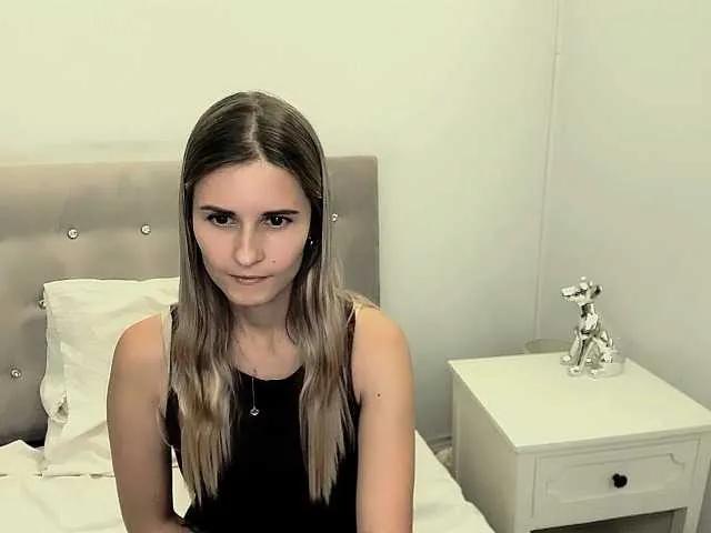 CatrinGood on BongaCams