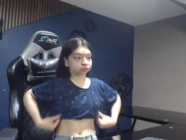 Offline CharlotteMuller on BongaCams