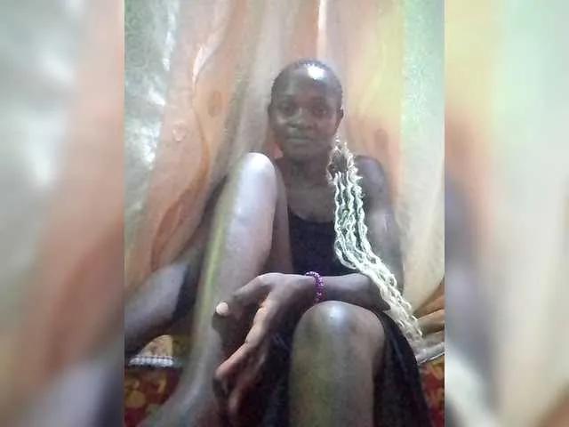 Offline CherizM on BongaCams