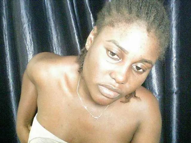 Freechat Chocoslut22 on BongaCams