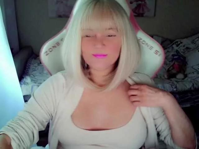 Freechat ChristieRoses on BongaCams