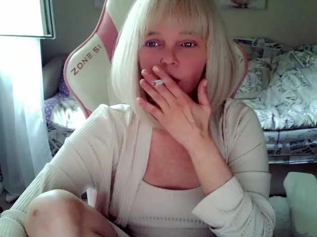Freechat ChristieRoses on BongaCams