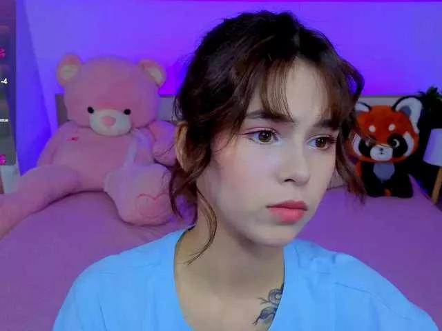 Freechat CoralineJones on BongaCams