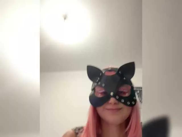 Offline CRISTALLXXX on BongaCams