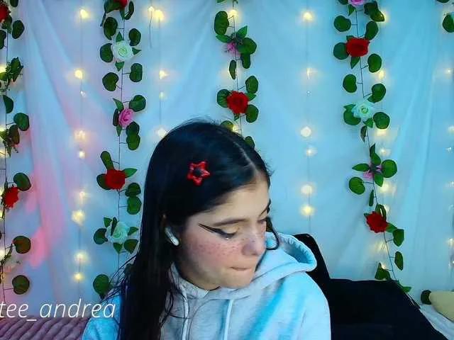 Offline cutee-andrea1 on BongaCams