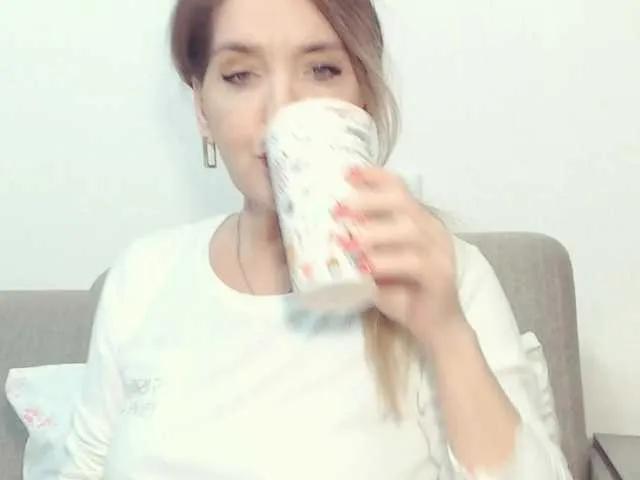 Offline Drakulaura1 on BongaCams