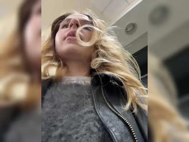 elegantbabe on BongaCams