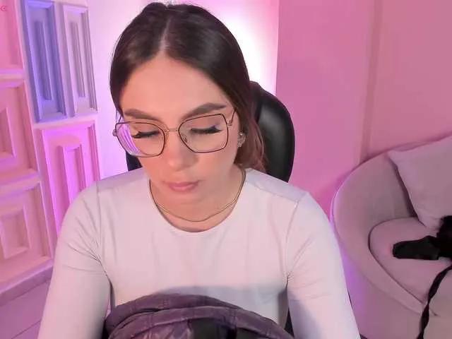 Offline EloisaOlivero on BongaCams