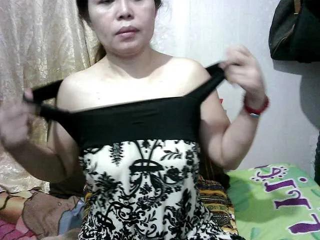 Offline erica-4u on BongaCams