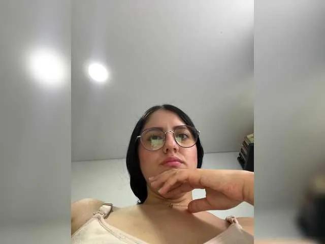 EvanShell1 on BongaCams