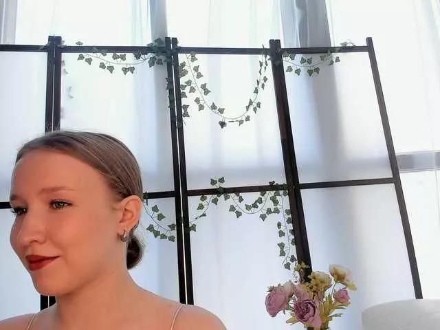 Freechat evasweet on BongaCams