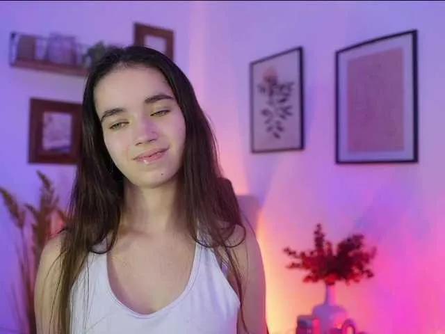 Freechat GiaPaige18 on BongaCams