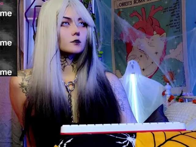 Offline GothXRaven on BongaCams