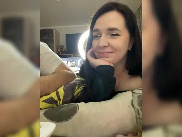 Freechat HellMor on BongaCams