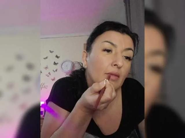 Freechat Hotangel75 on BongaCams