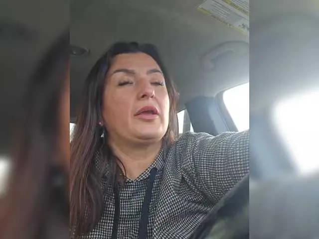 Freechat Hotangel75 on BongaCams