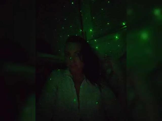 Offline IndikaSativa007 on BongaCams