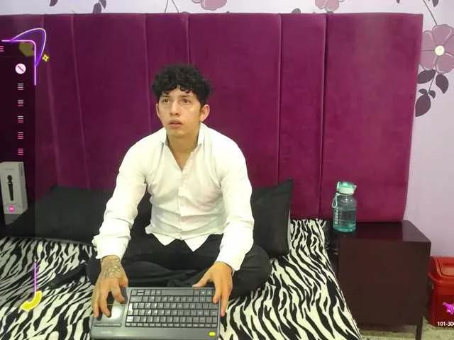 Freechat JacksonnScarlett on BongaCams