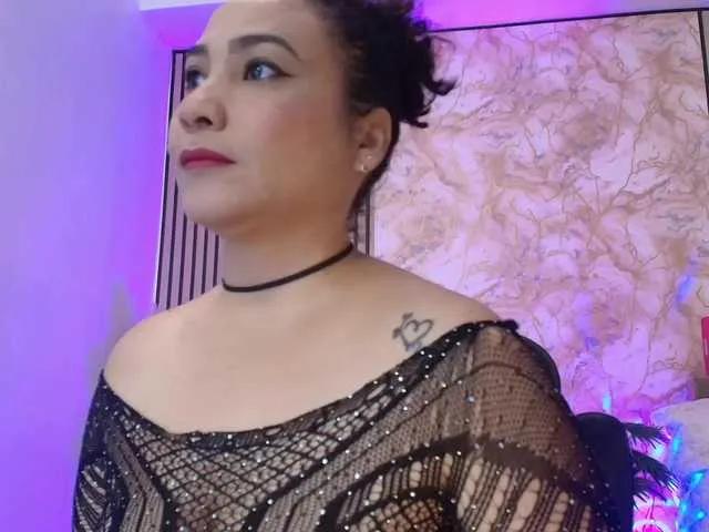 Freechat juliramirez2 on BongaCams