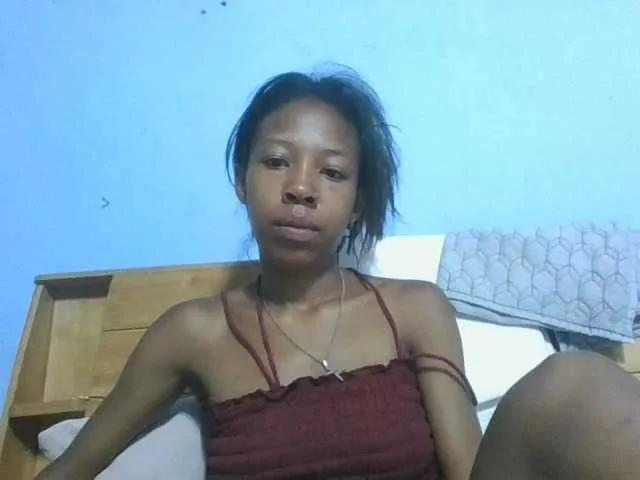 Offline karamel-sexy on BongaCams