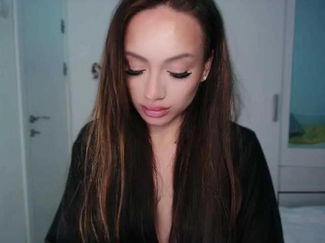 Offline kaylalaine1 on BongaCams