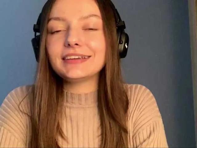 Offline KittieRusu on BongaCams