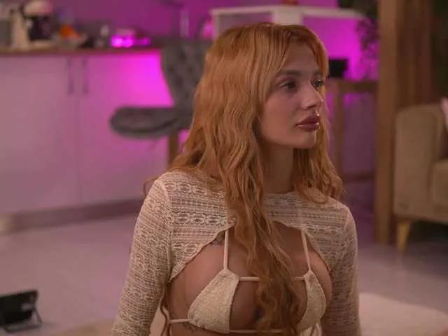 Offline LeyaMeyers on BongaCams