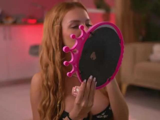 Offline LeyaMeyers on BongaCams