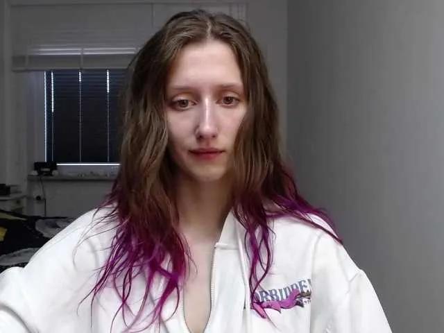 Offline LUNAdream on BongaCams