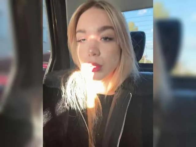 maksisisia on BongaCams