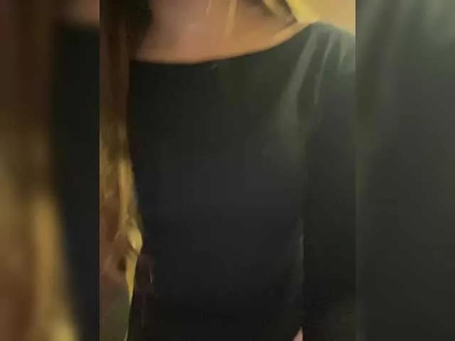 Offline Masya1996 on BongaCams