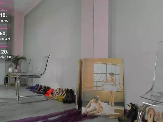 Freechat Maya-Hellen on BongaCams