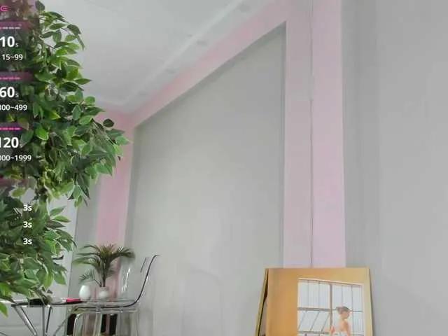 Freechat Maya-Hellen on BongaCams