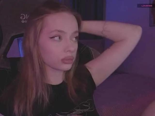 Offline mayshy on BongaCams