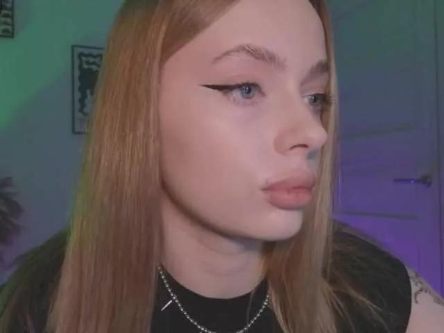 Offline mayshy on BongaCams